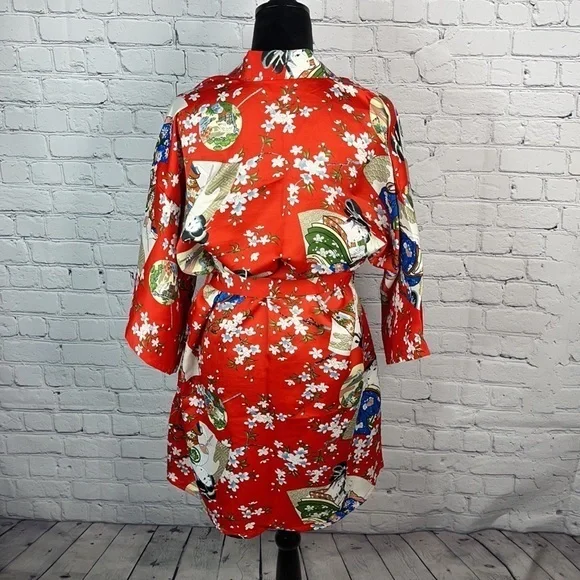 Kimono robe Rayon, red with flowers and wo… - Picture 4 of 8